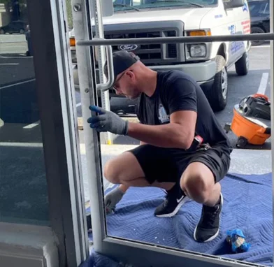 Door Glass Repair Tampa FL